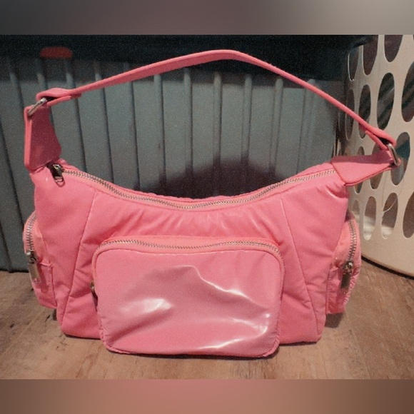 NWT Pink Nylon Y2K (BRAT) inspired purse - Picture 7 of 10